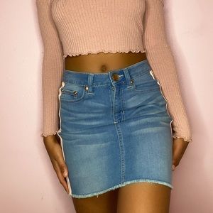 🎉💖2x HP🎉💖Denim Skirt w/ Pink Stripes